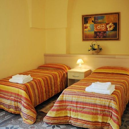 Bed and Breakfast L'Antica Dimora San Pietro Vernotico Zewnętrze zdjęcie
